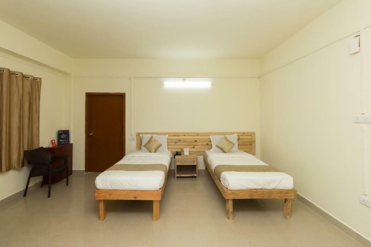 Hotel Travellers Inn Shillong Bagian luar foto